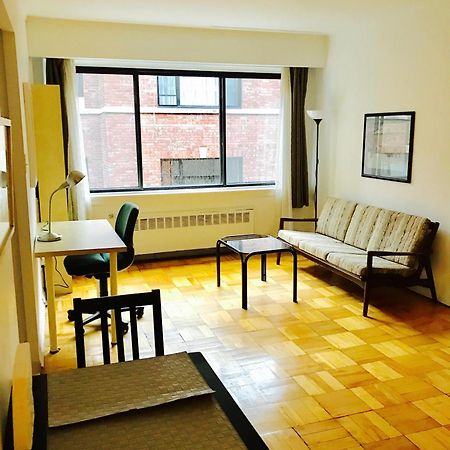 Stylish Montreal Apartment Comfortable Stay In The Golden Square Mile Exterior photo